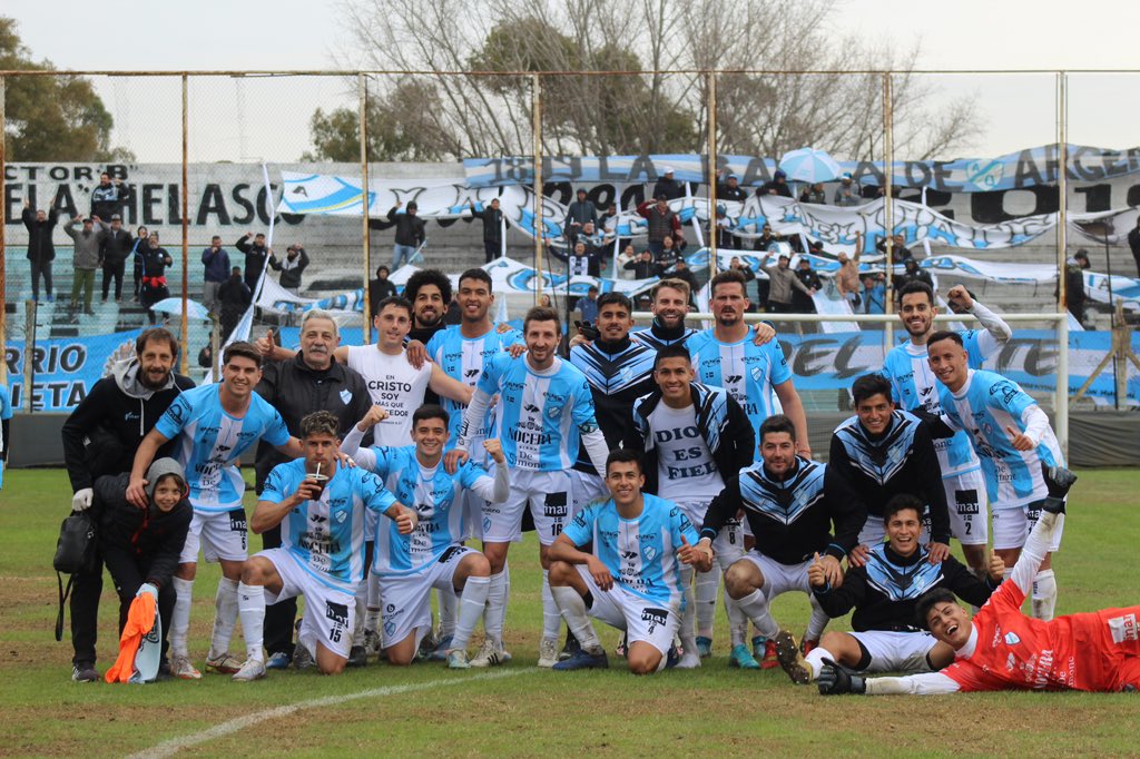 Argentino de Quilmes goleó y es escolta del campeón Talleres de