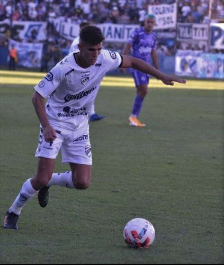 Club Atlético Tigre on X: ✍️ Hace instantes, Martín Ortega se convirtió en  nuevo jugador del Club Atlético Tigre. El lateral, proveniente de Quilmes,  firmó su contrato con nuestra institución hasta diciembre